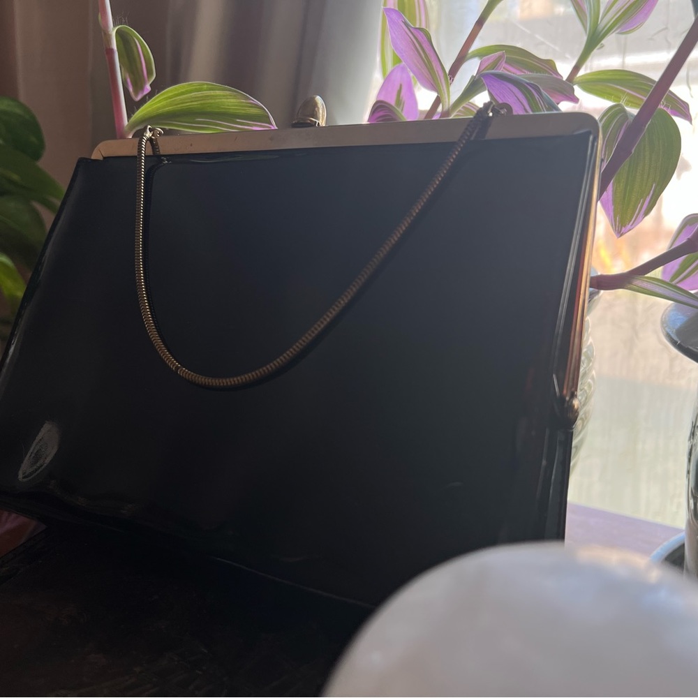 Etra 1969’s clutch